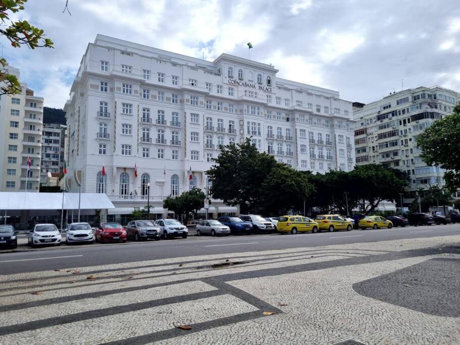 Apartamento Em Copacabana A 100 Metros Da Praia Rio de Janeiro Exterior photo